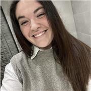 Profesora de español para alumnos extranjeros    (licenciada en periodismo)